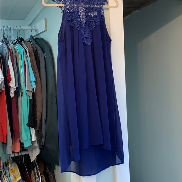 Blue lace top dress - Picture 2 of 2